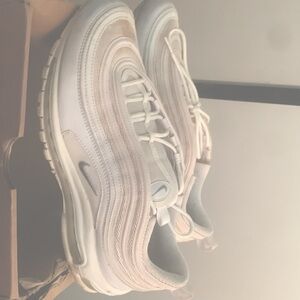 White air max used in real good condition.no sole wear still good